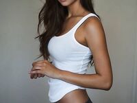 Brunetky #17