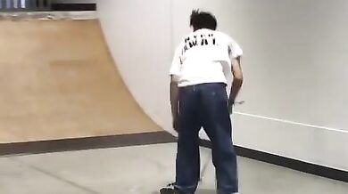 Slepý skateboardista