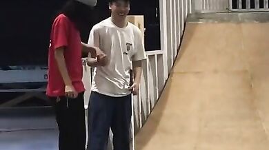 Slepý skateboardista