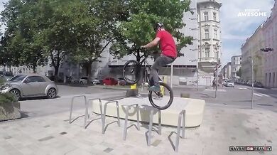 Extreme BMX Tricks