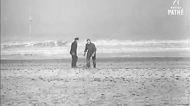 Zneškodnění námořní miny (1940)