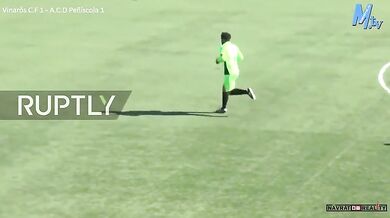 Parádní gól brankáře