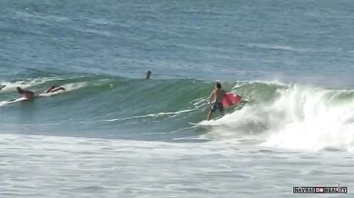 Výměna prkna při surfování