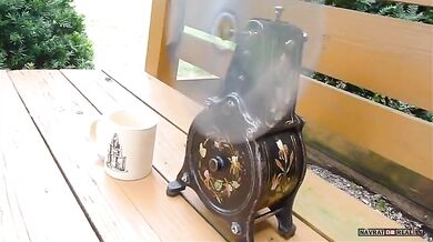 Švýcarský ventilátor s hodinovým strojkem