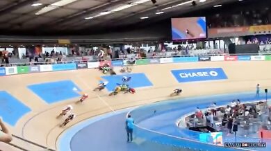 Nehoda na velodromu