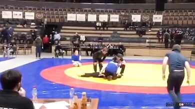 Ochrnutí během zápasnické soutěže