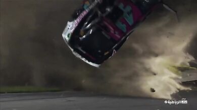 Nehoda při NASCAR závodu #2