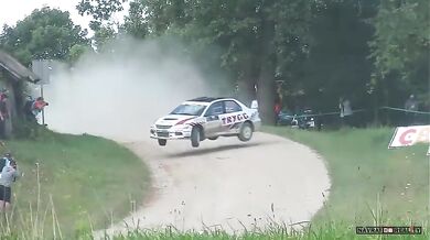 Skok při rallye #4