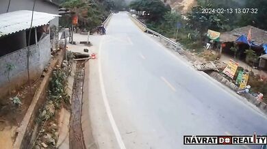 Převrácení autobusu