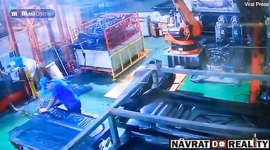 Pracovní nehoda #335