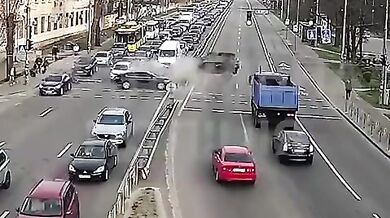 Dopravní nehoda při odbočování
