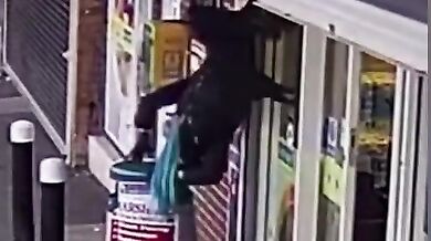 Zaseknutá zákaznice