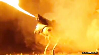 Robotický pes s plamenometem