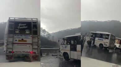 Srážka dvou autobusů