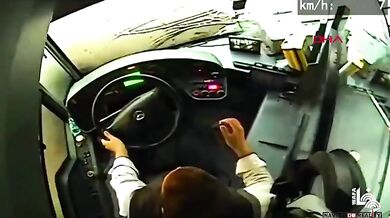 Zřícení bytového domu v Istanbulu