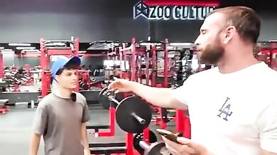 Odplata za blbý prank na kulturistu