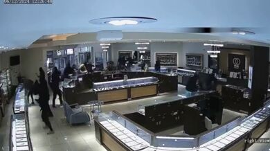 Loupež v klenotnictví v Sunnyvale