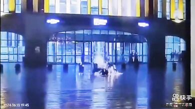 Zázrak v Číně: Přežití po zásahu bleskem