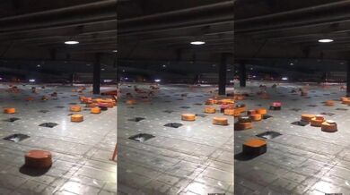 Roboti v logistickém centru ve východočínské provincii Šan-tung