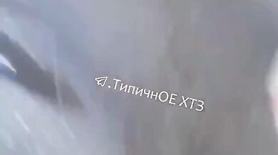 Moment raketového útoku v Charkově