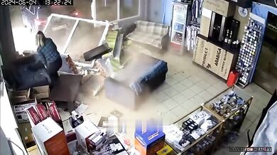 Nehoda v autoservisu