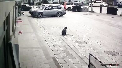 Dítě zažehlo plyn v kanalizaci