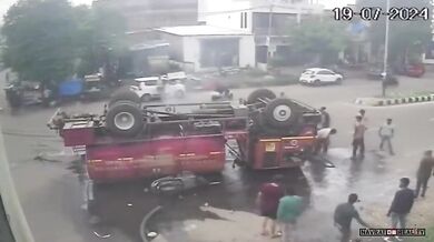 Nehoda indického hasičského vozidla