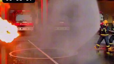 Vodní ohnivý štít: Ochrana pro hasiče