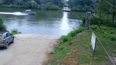 Jak nejlépe zastavit rychle plující loď...