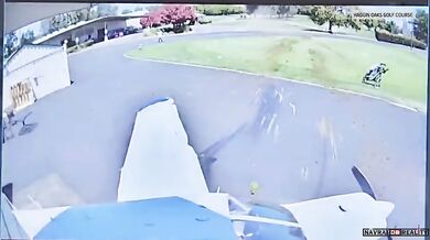 Pilot bezpečně přistál na golfovém hřišti