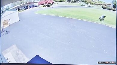 Pilot bezpečně přistál na golfovém hřišti