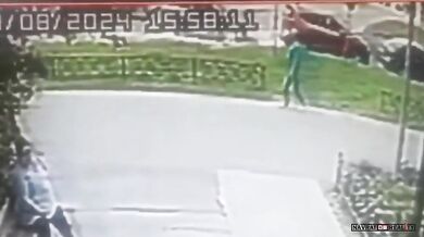 Čelní srážka dvou hlav