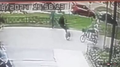 Čelní srážka dvou hlav