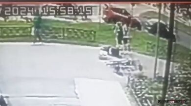 Čelní srážka dvou hlav