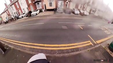 Cyklovýlet se změnil v noční můru: Útok gangu v West Bromwich