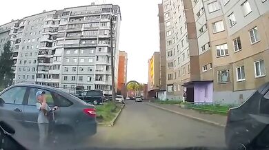 Malý klikař na koloběžce: Zastavil včas a poděkoval Bohu