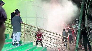 Dramatický střet motocyklů na cirkusovém představení