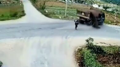 Těsný únik od tragické dopravní nehody