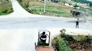 Těsný únik od tragické dopravní nehody