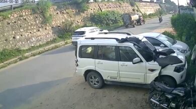 Kamión rozdrtil traktor