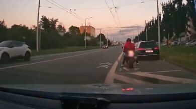 Policejní honička v Brně: Ujíždějící motorkář pod vlivem drog