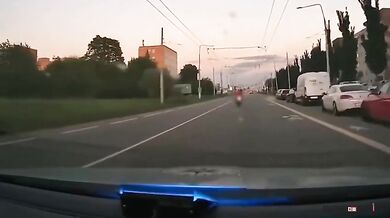 Policejní honička v Brně: Ujíždějící motorkář pod vlivem drog