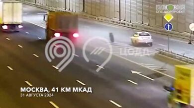 Ztracené kolo náklaďáku