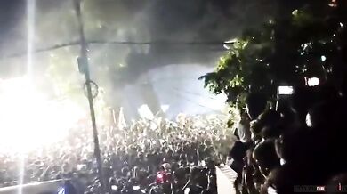 Kolaps přístřešku při náboženské události v Biháru