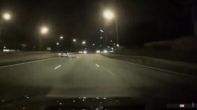 Žena vyskočila z jedoucího taxíku