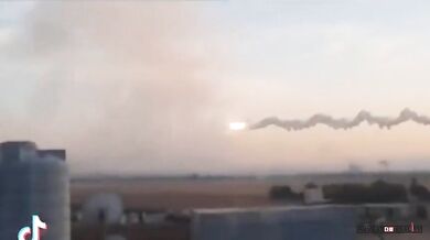 Chybný výstřel rakety poblíž muničního skladu