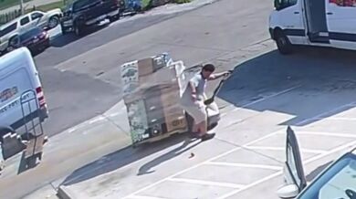 Pomoc se mu vymstila...