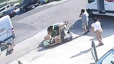 Pomoc se mu vymstila...