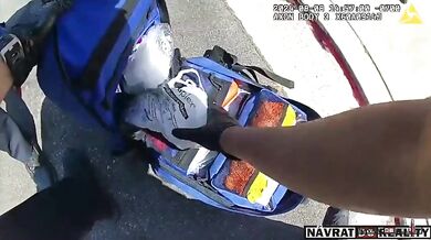 Policie zastřelila muže při útoku na svou matku