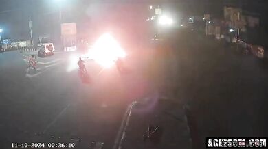 Tragická nehoda motorky a auta: Vše skončilo výbuchem